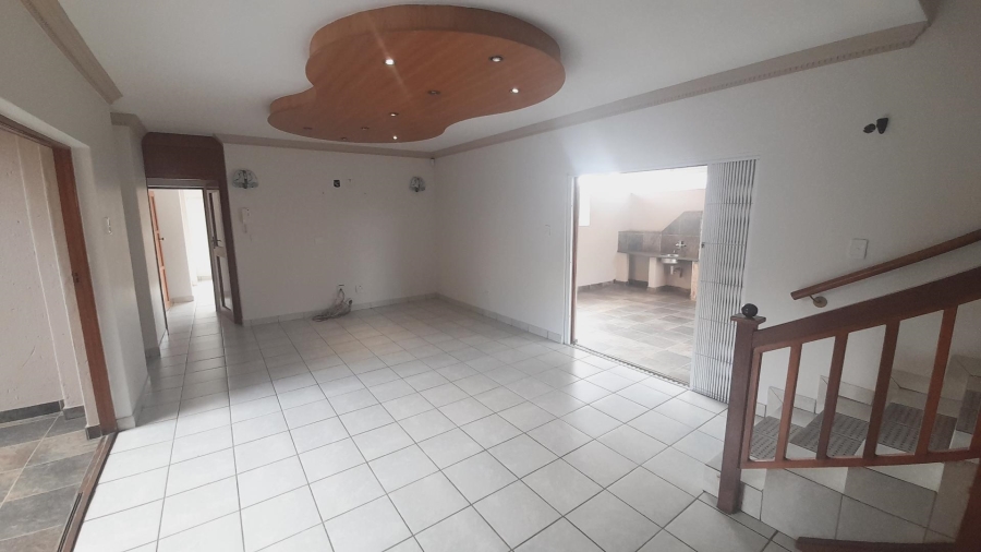 4 Bedroom Property for Sale in Birdwood Estate North West